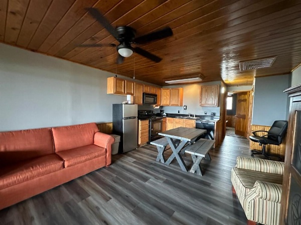 Canyon Lakeview Resort image 30